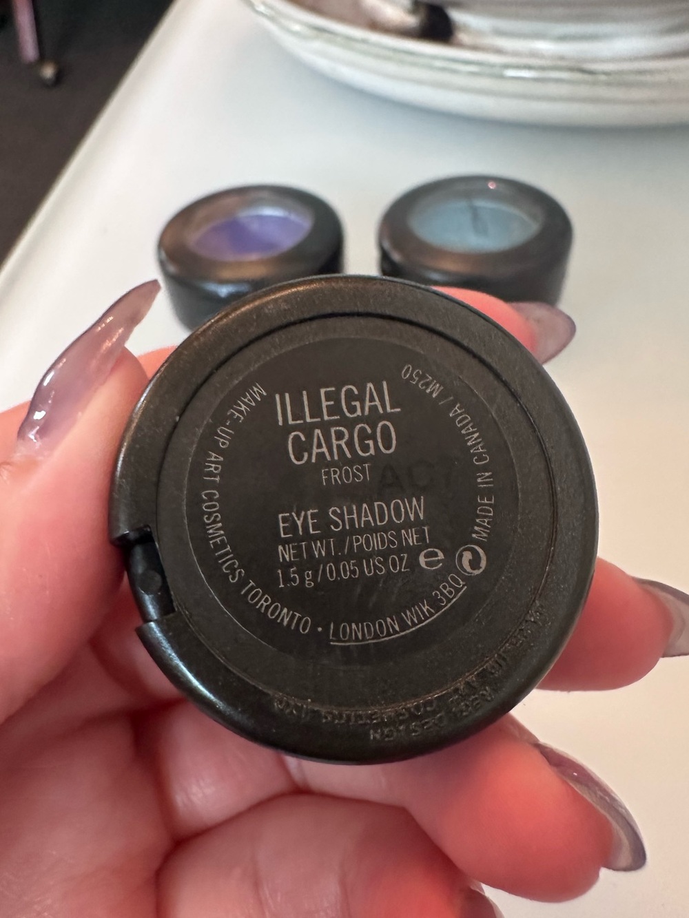 MAC Eyeshadow Bundle - Picture 7 of 7